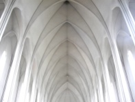 Interior de la iglesia Hallgrimskirkja. Desde luego, parece que esté entrando uno en el Cielo